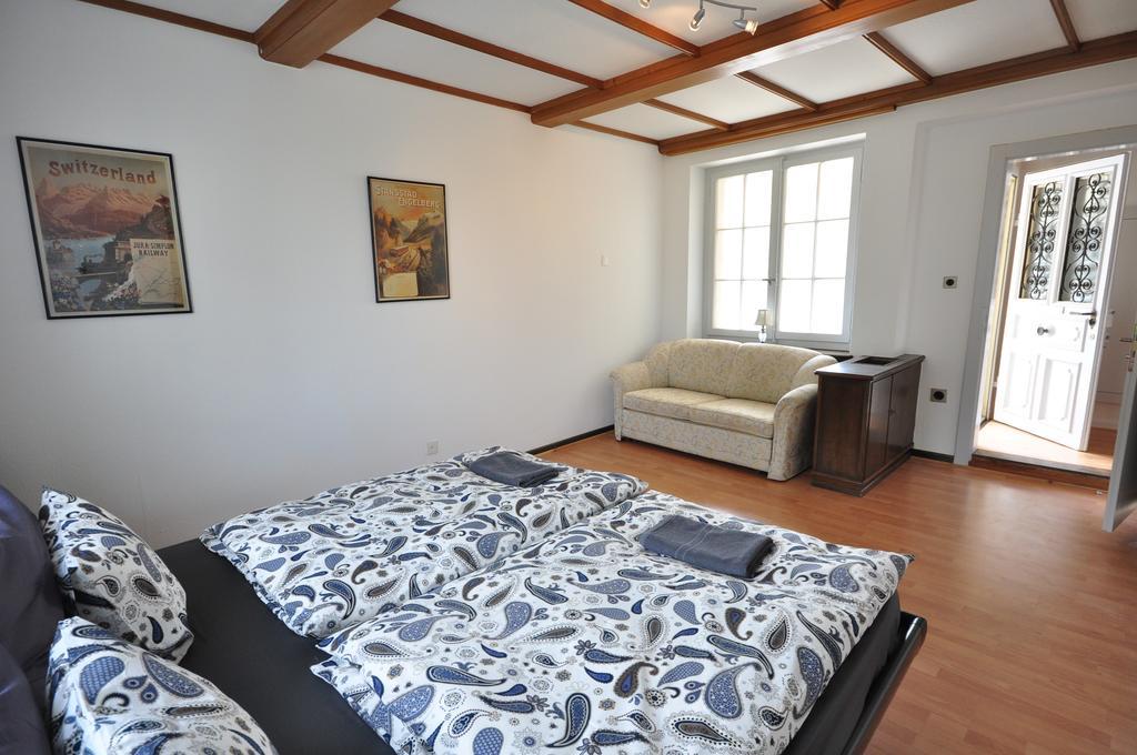 Interlaken Town House Sleeps 12 Guests Central Habitación foto
