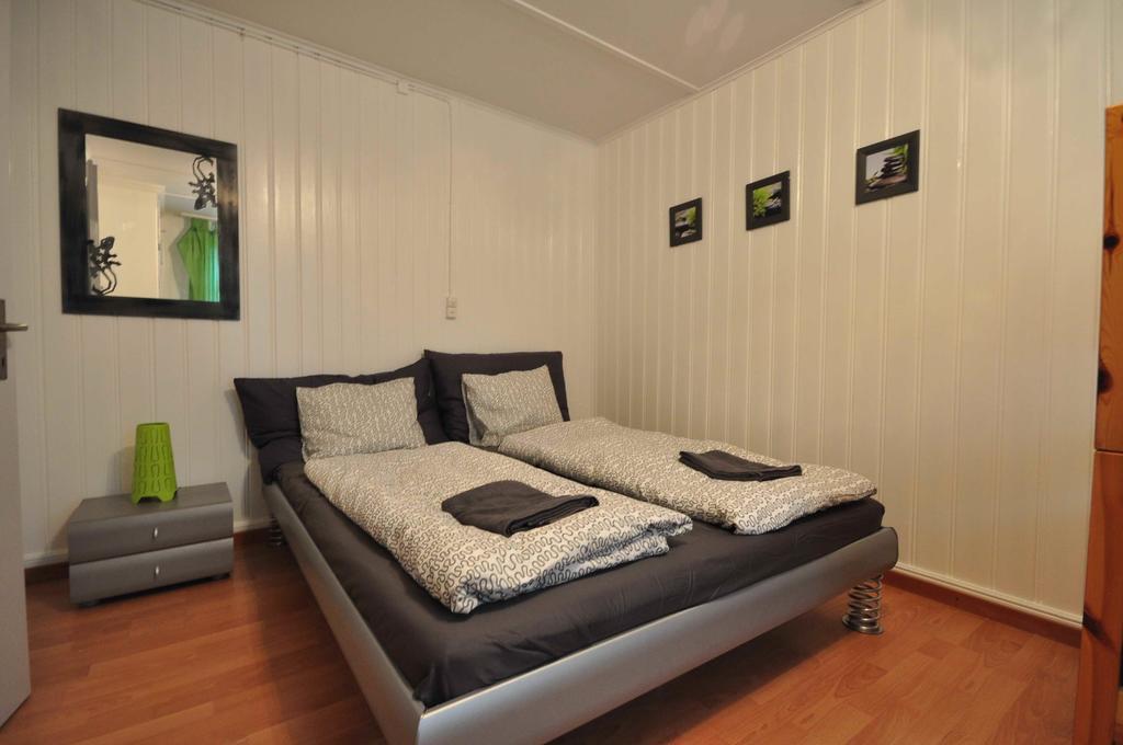 Interlaken Town House Sleeps 12 Guests Central Habitación foto